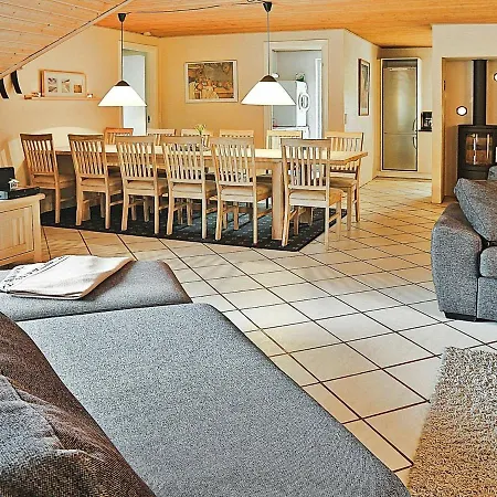 12 Person In Ulfborg-by Traum
