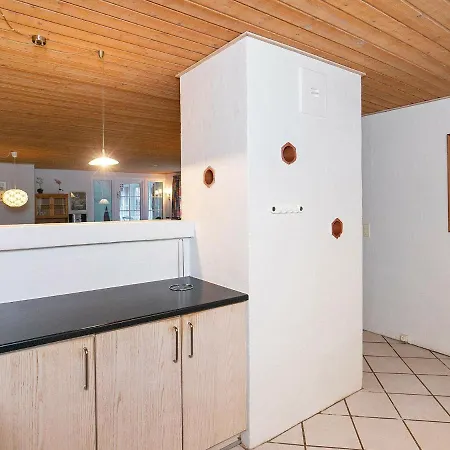 12 Person In Ulfborg-by Traum