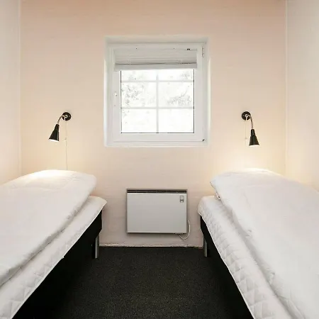 12 Person In Ulfborg-by Traum *