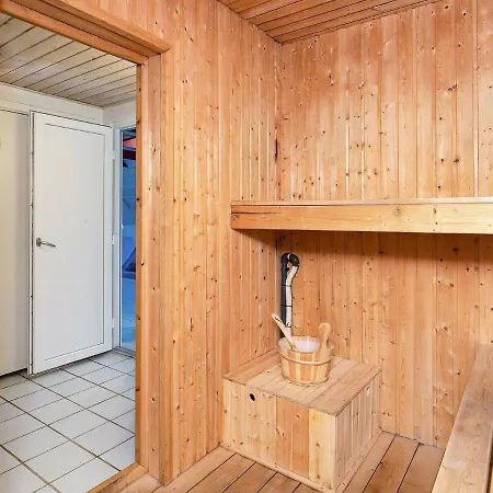Дом отдыха 12 Person In Ulfborg Oby